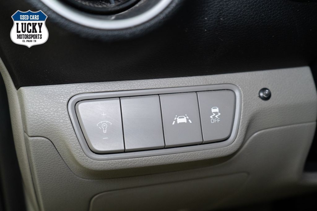 2021 Kia Forte Image 24