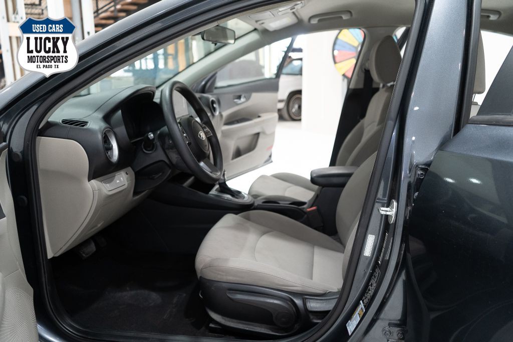 2021 Kia Forte Image 27