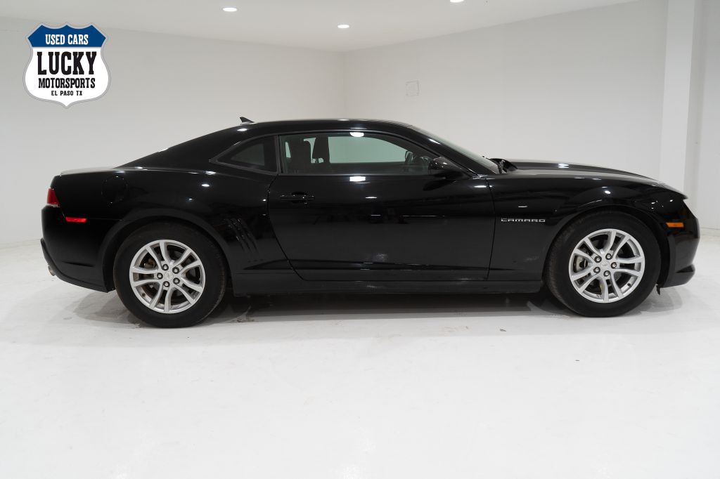 2015 Chevrolet Camaro Image 1