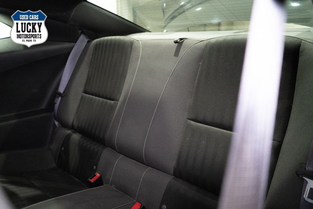 2015 Chevrolet Camaro Image 14