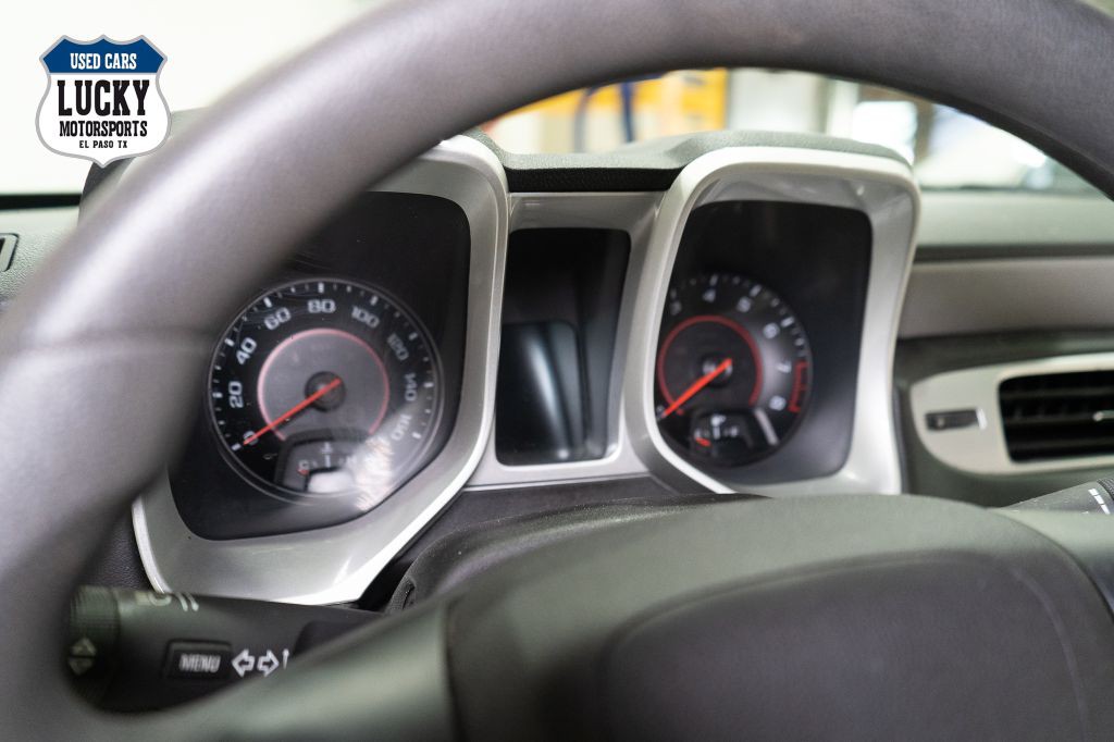 2015 Chevrolet Camaro Image 17