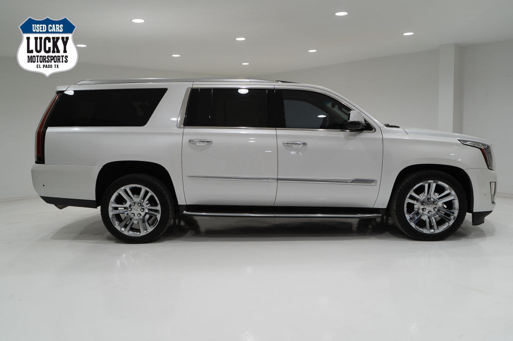 2019 Cadillac Escalade Image 1