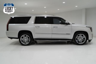 Image for 2019 Cadillac Escalade Luxury ID: 7304359