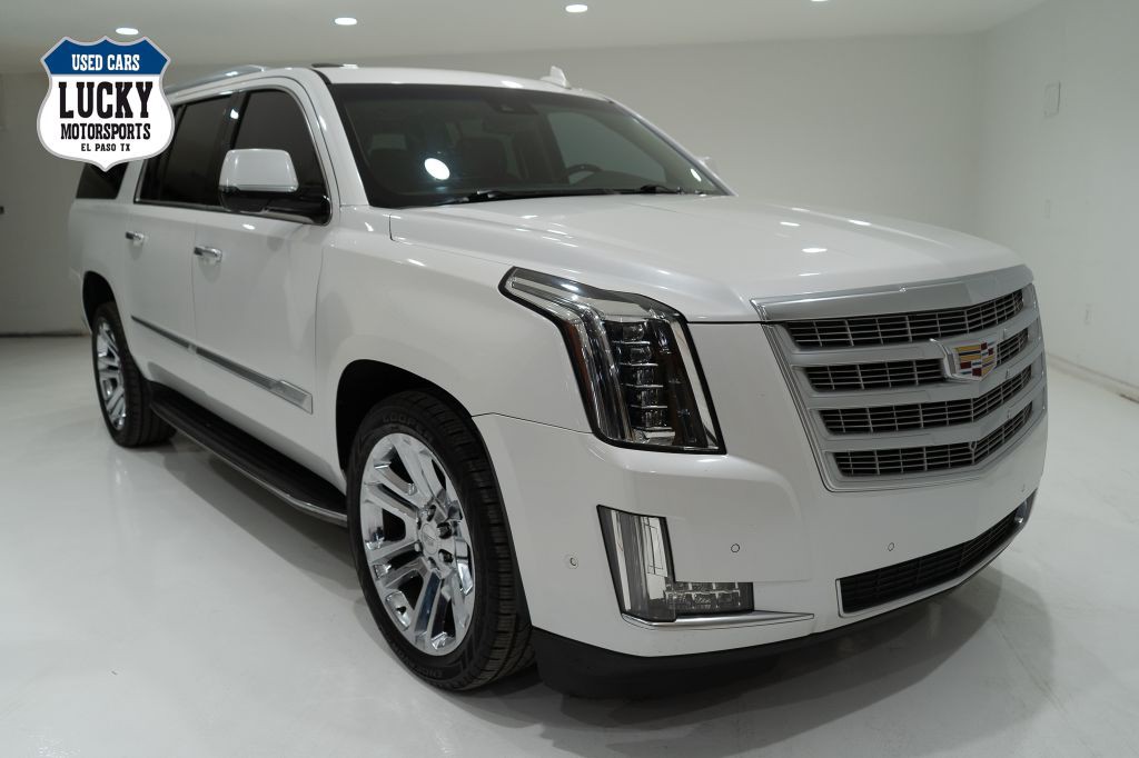 2019 Cadillac Escalade Image 2