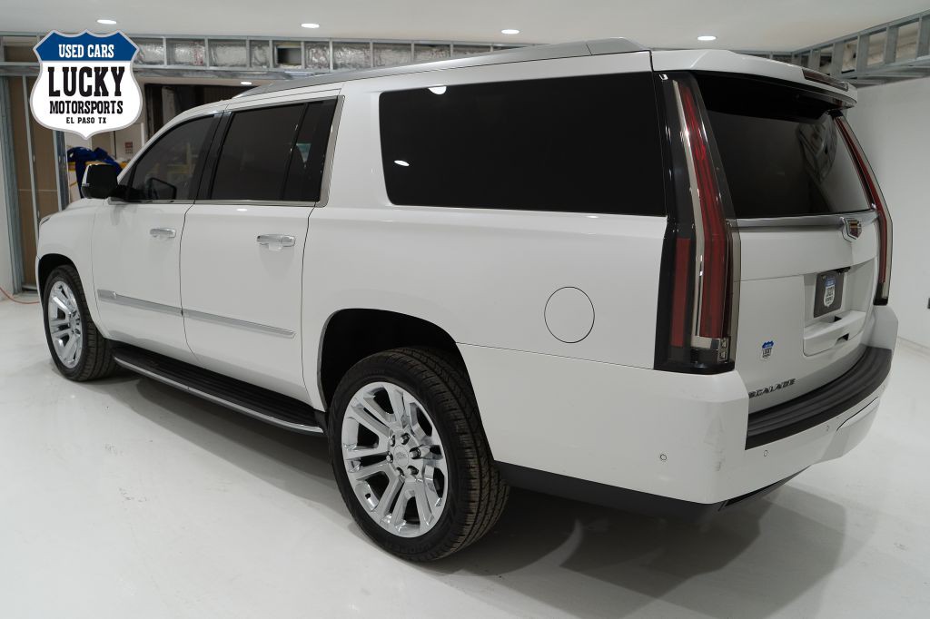 2019 Cadillac Escalade Image 6