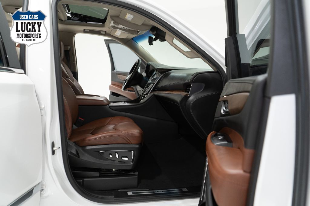 2019 Cadillac Escalade Image 12