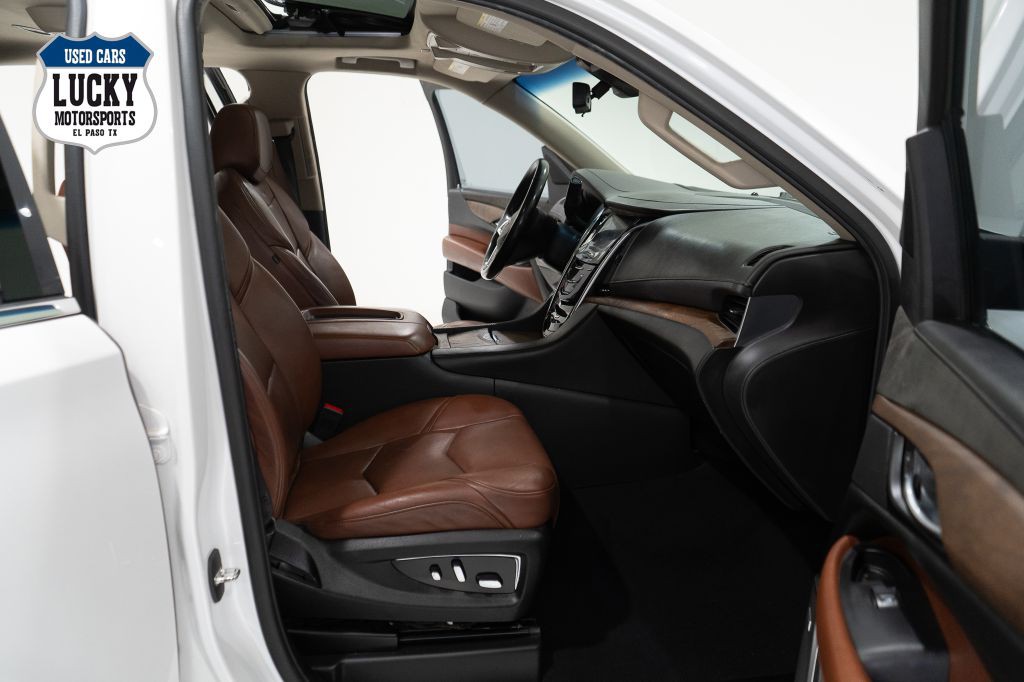2019 Cadillac Escalade Image 15