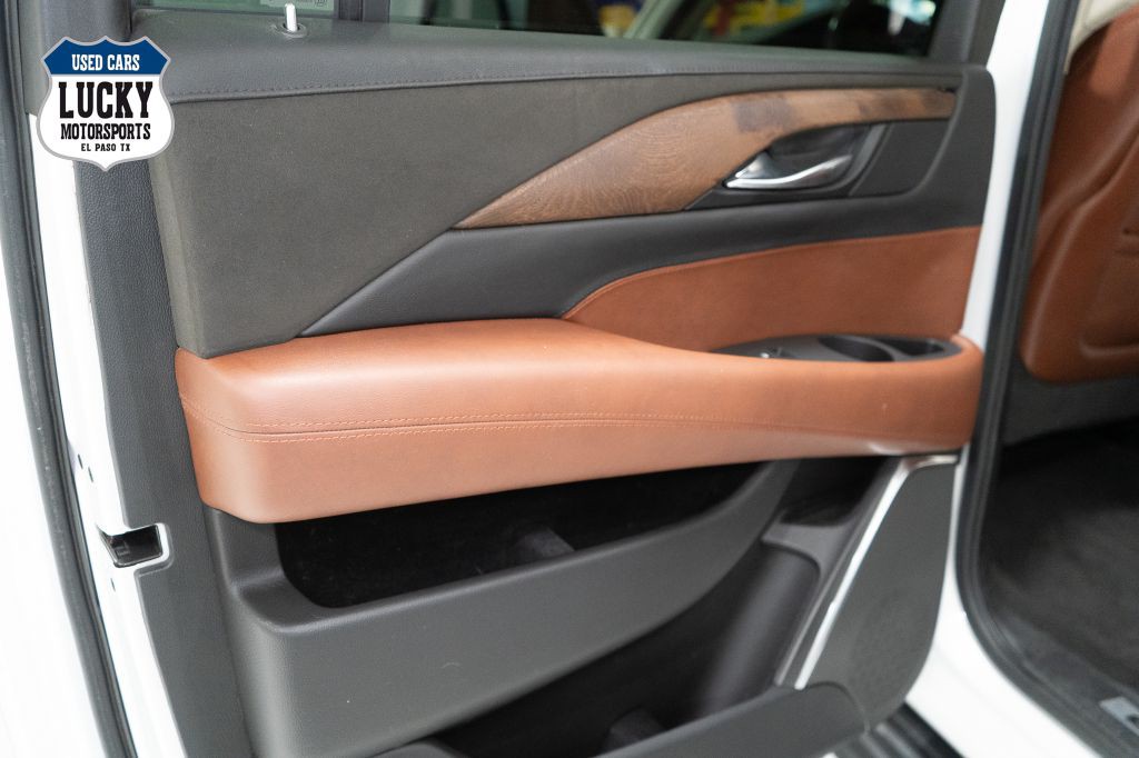 2019 Cadillac Escalade Image 20