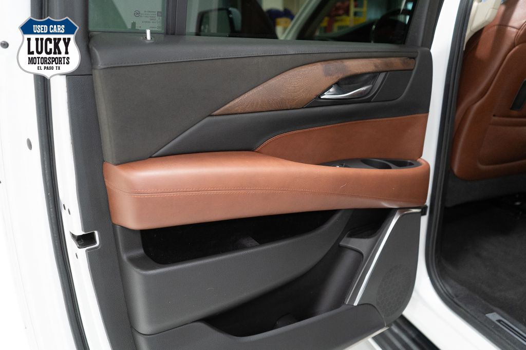 2019 Cadillac Escalade Image 25