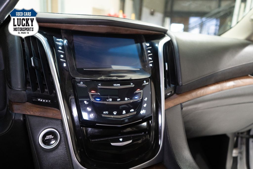 2019 Cadillac Escalade Image 31