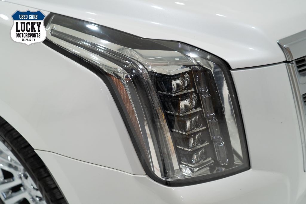 2019 Cadillac Escalade Image 47