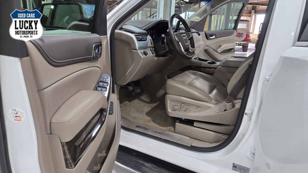 2018 GMC Yukon Image 32