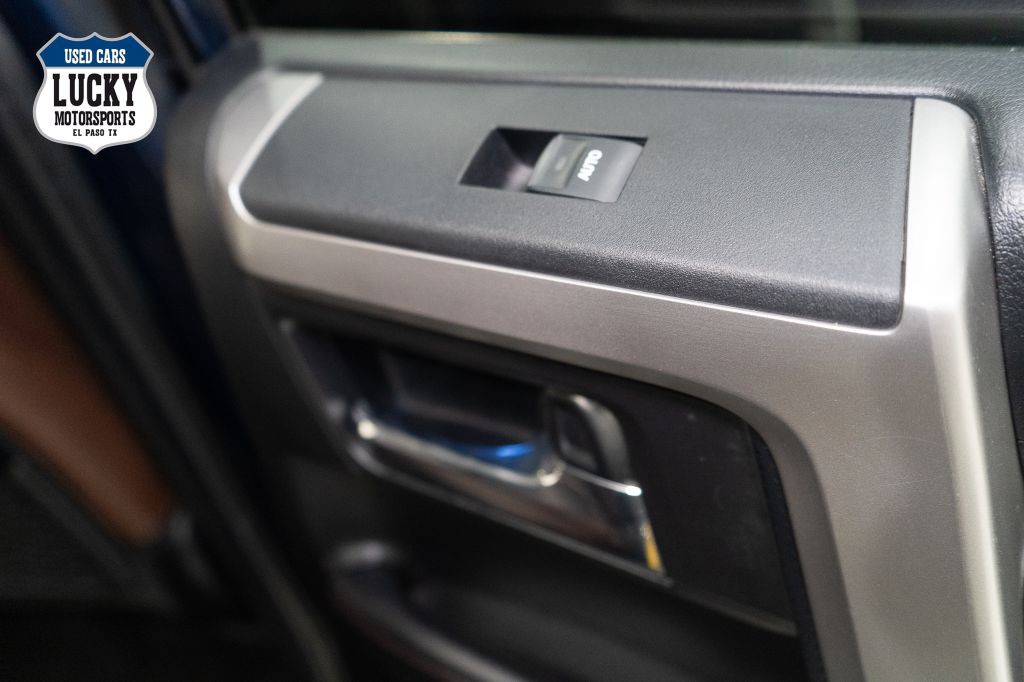 2019 Toyota 4Runner Image 17