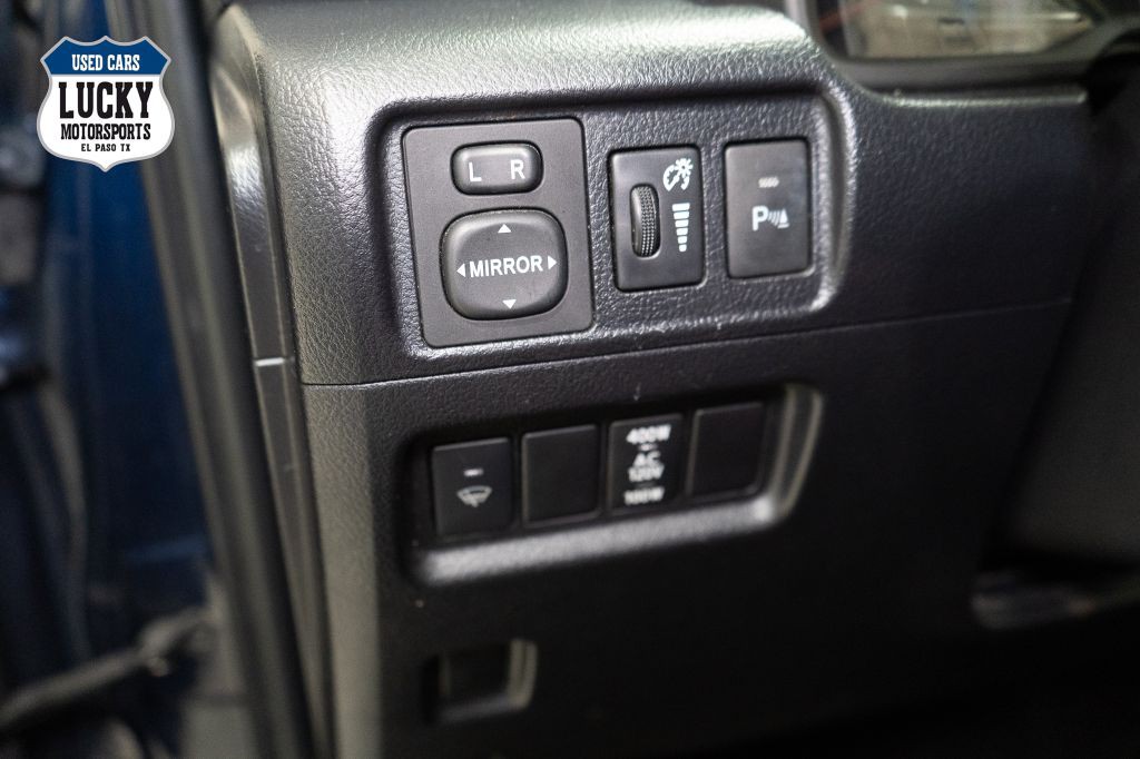 2019 Toyota 4Runner Image 31