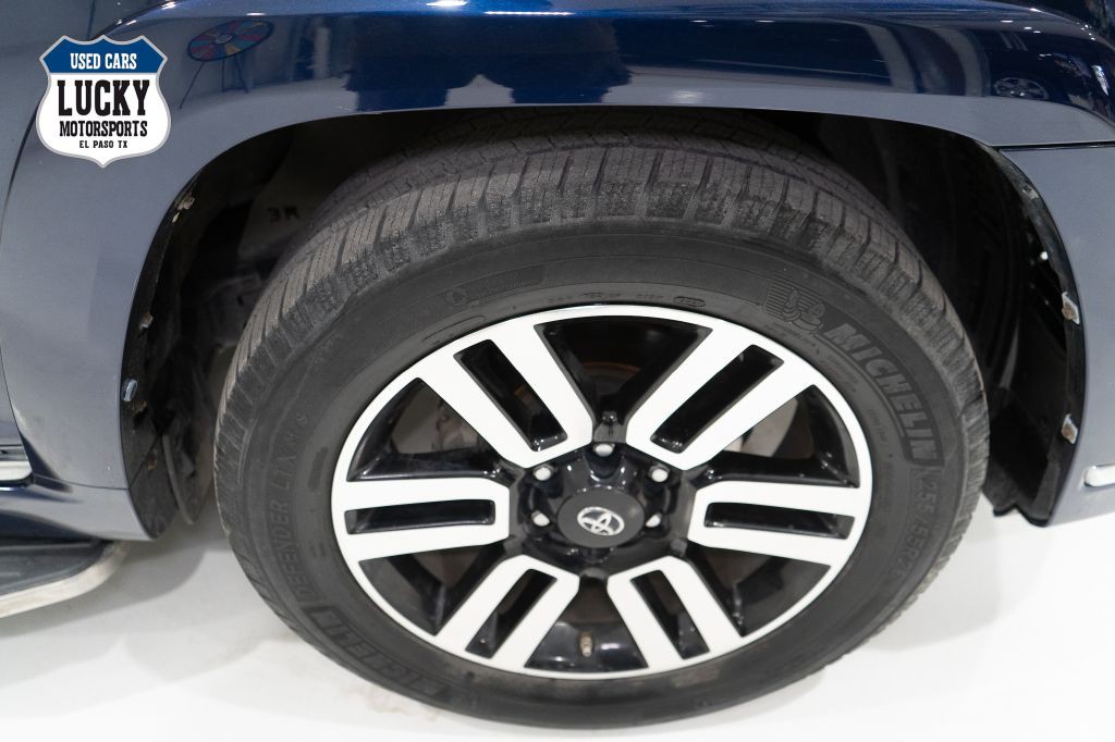 2019 Toyota 4Runner Image 46