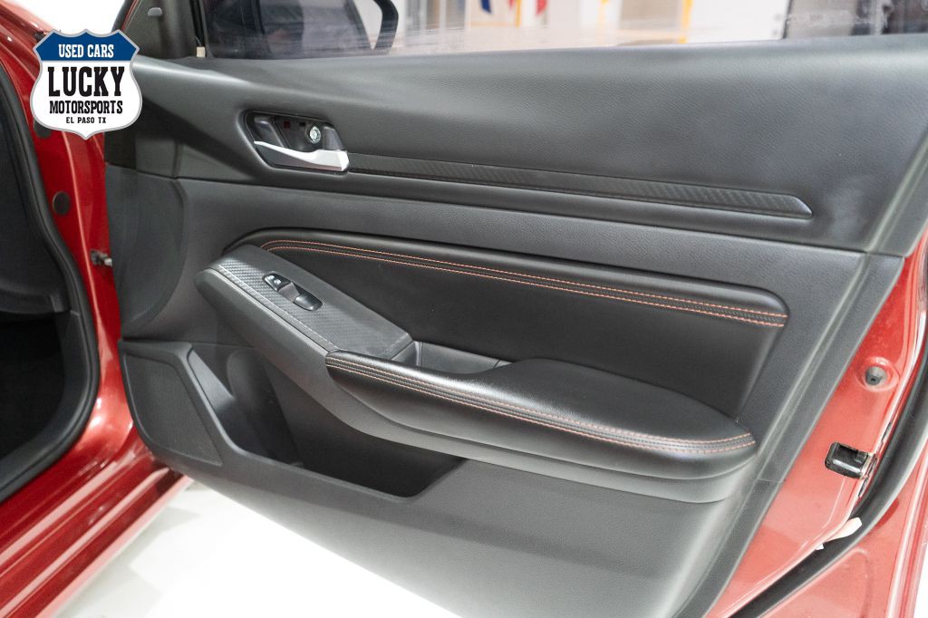 2022 Nissan Altima Image 12
