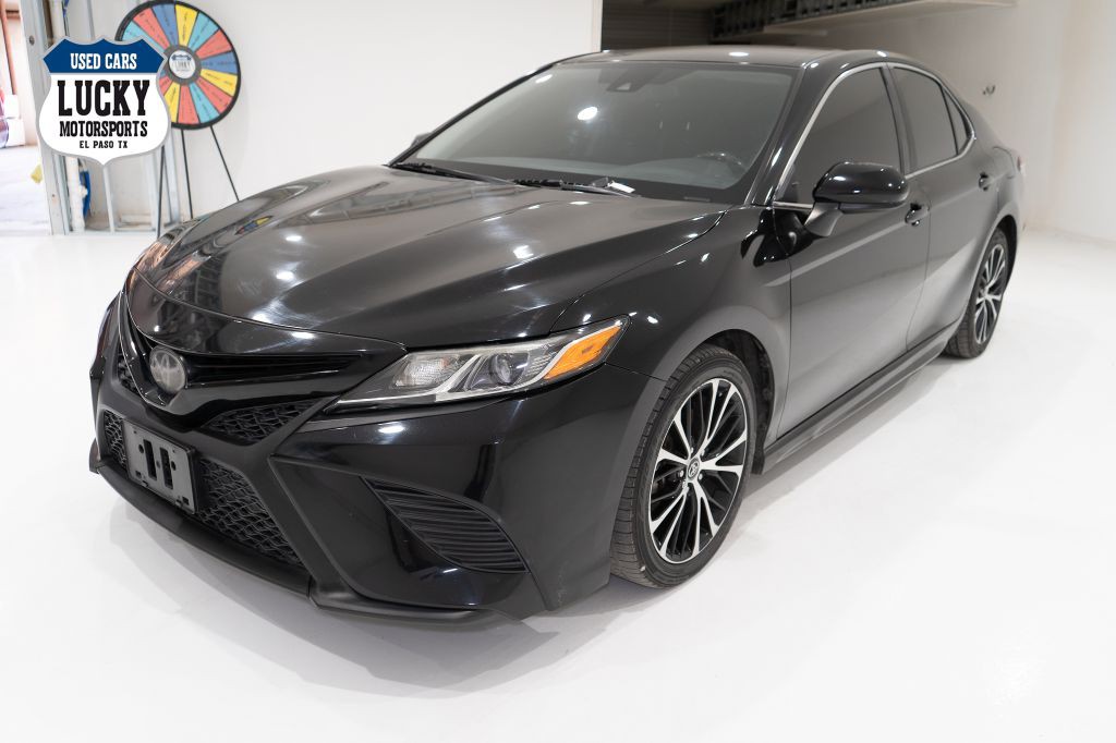 2019 Toyota Camry Image 4