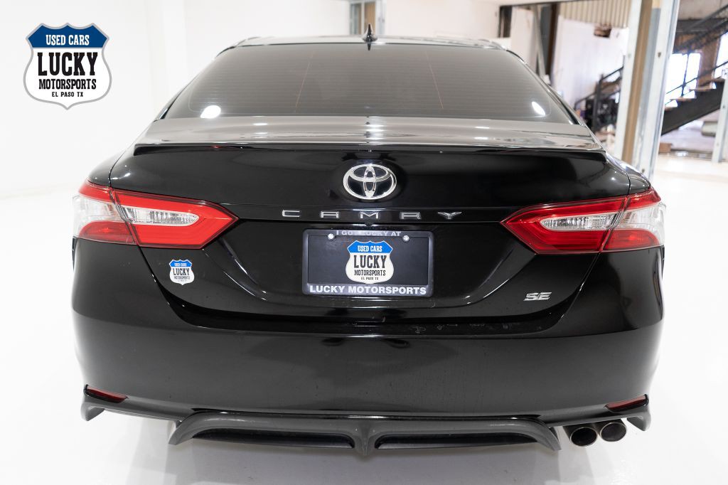 2019 Toyota Camry Image 7