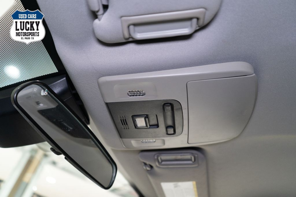 2019 Toyota Camry Image 26