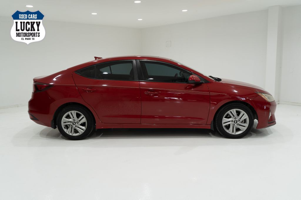 2020 Hyundai Elantra Image 1
