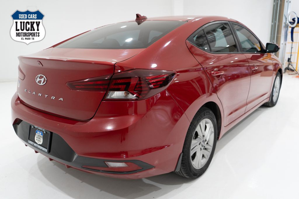 2020 Hyundai Elantra Image 8