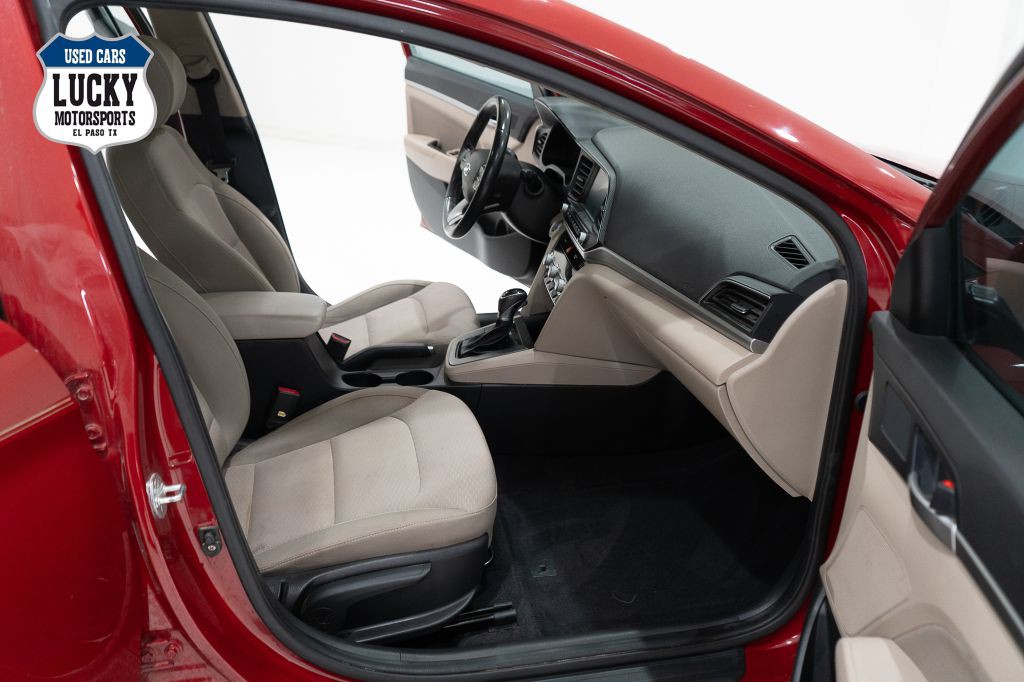 2020 Hyundai Elantra Image 13