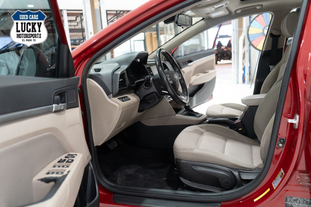 2020 Hyundai Elantra Image 33