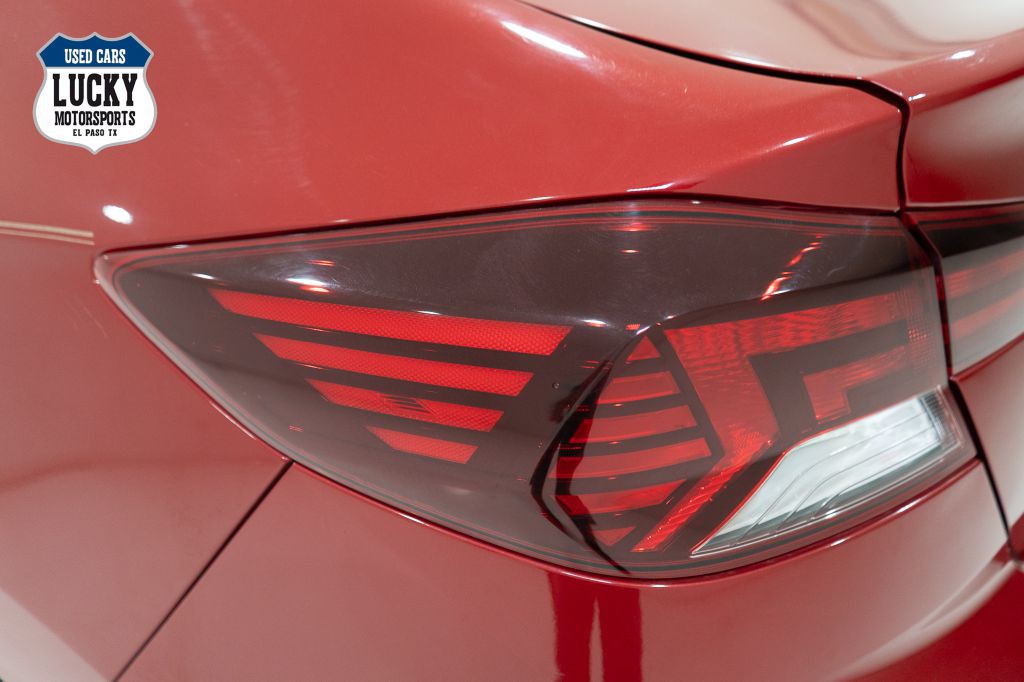 2020 Hyundai Elantra Image 35