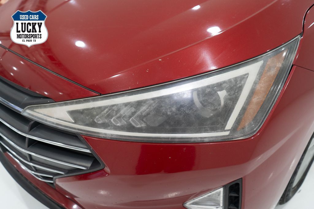 2020 Hyundai Elantra Image 39