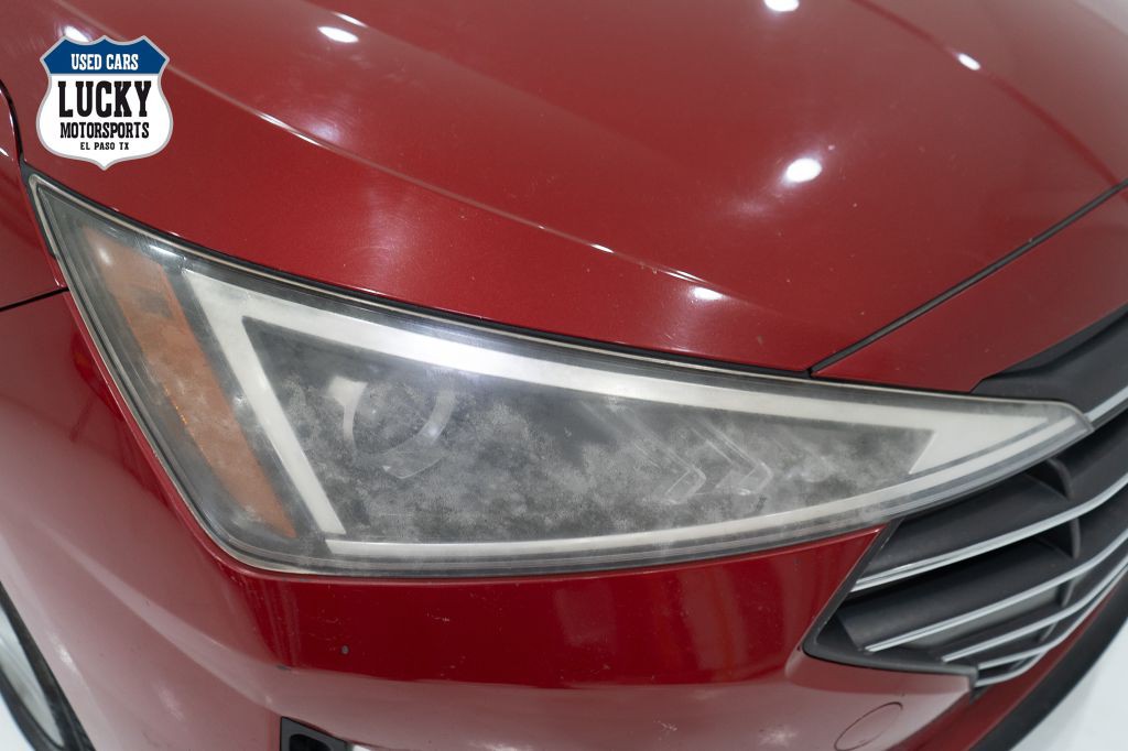 2020 Hyundai Elantra Image 41
