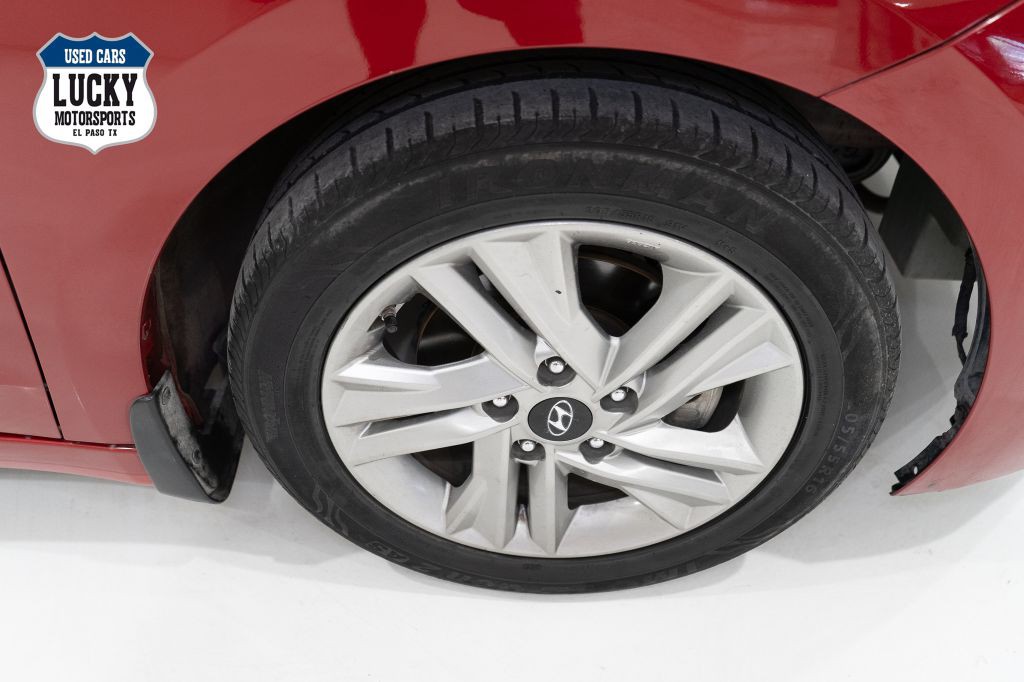 2020 Hyundai Elantra Image 42