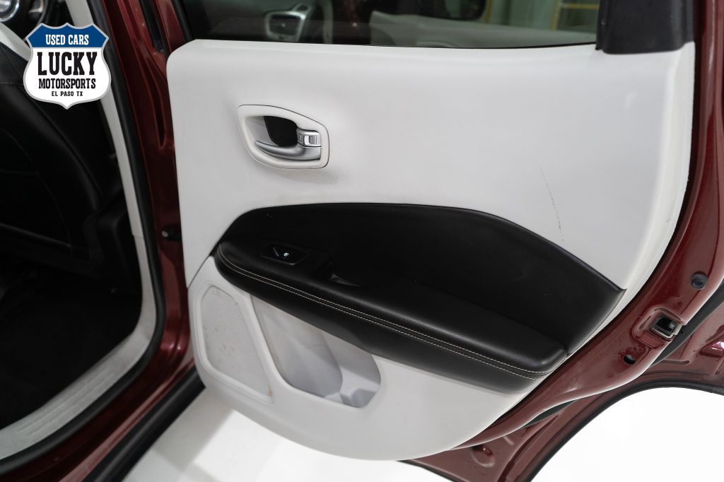2021 Jeep Compass Image 16