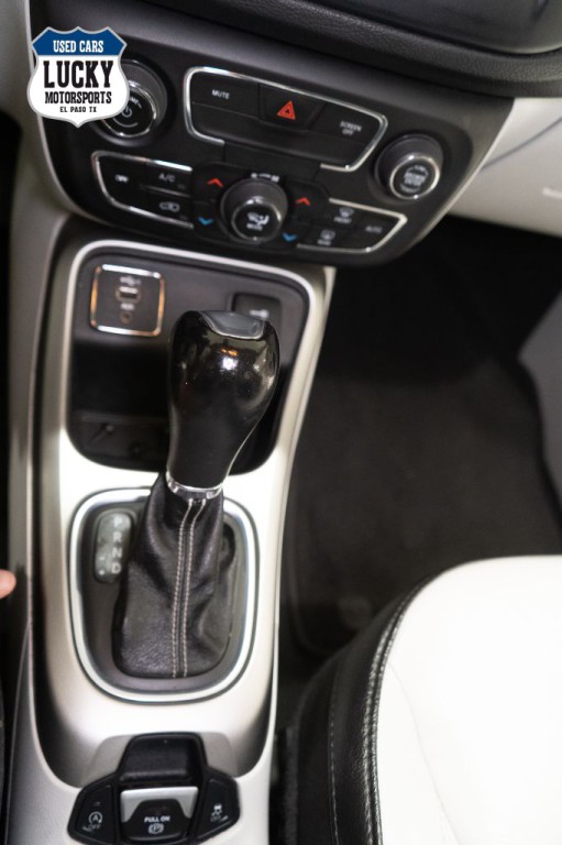 2021 Jeep Compass Image 26