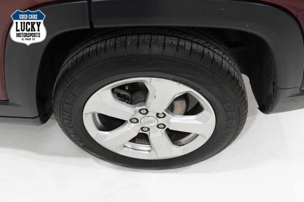 2021 Jeep Compass Image 38