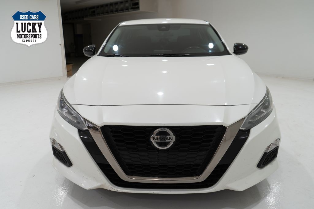 2022 Nissan Altima Image 3