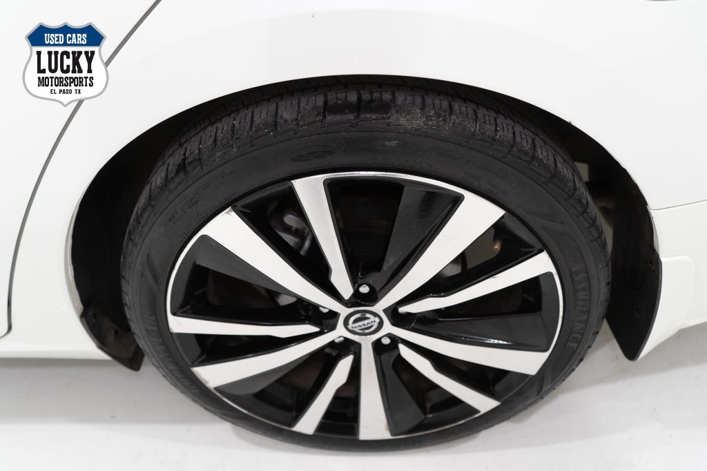 2022 Nissan Altima Image 38