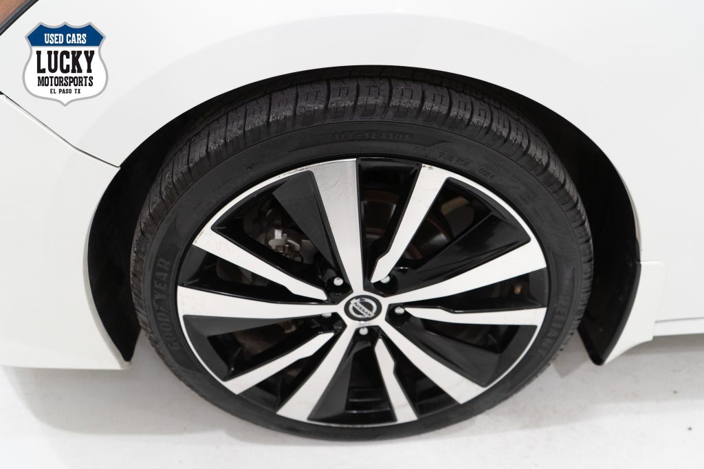 2022 Nissan Altima Image 39
