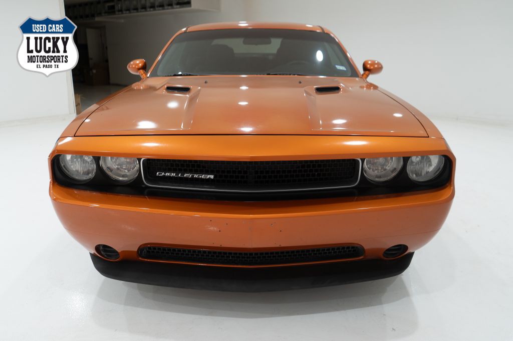 2011 Dodge Challenger Image 3