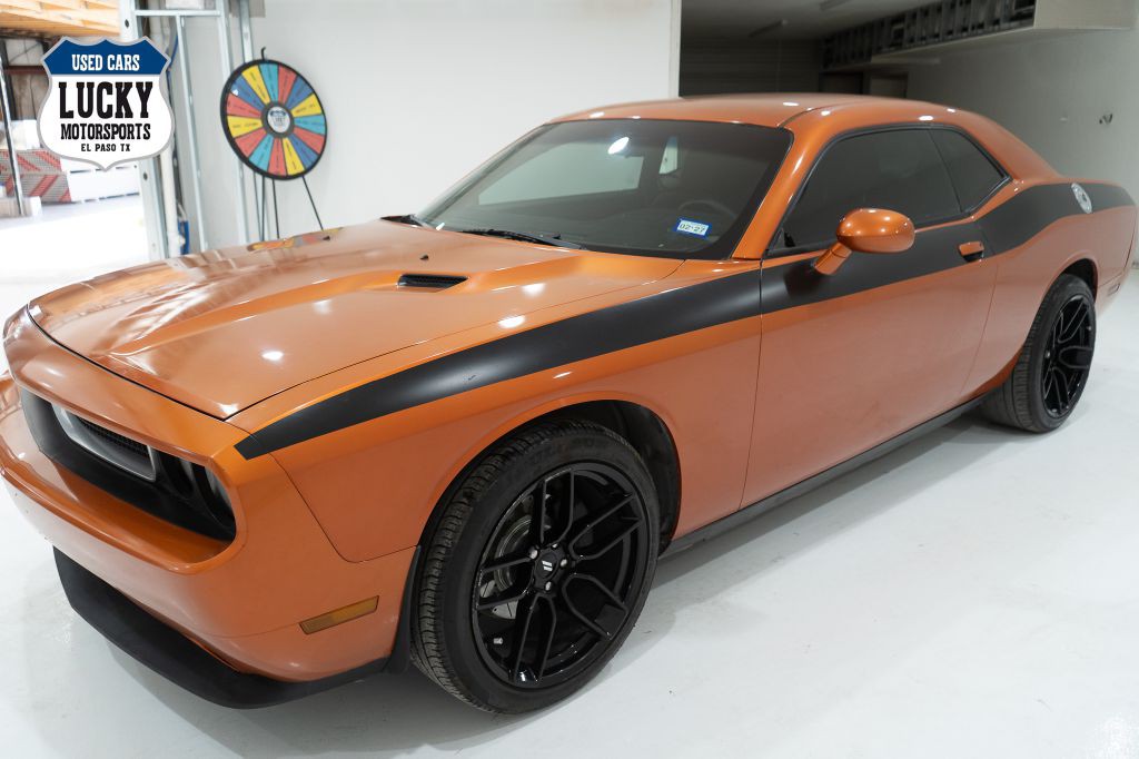 2011 Dodge Challenger Image 4