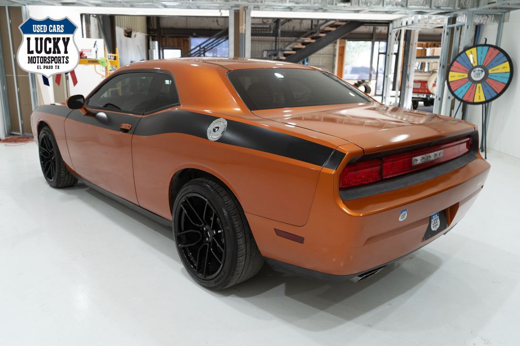 2011 Dodge Challenger Image 6