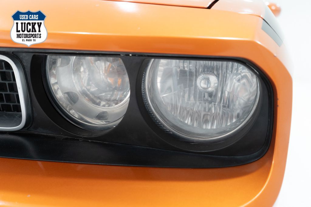 2011 Dodge Challenger Image 29