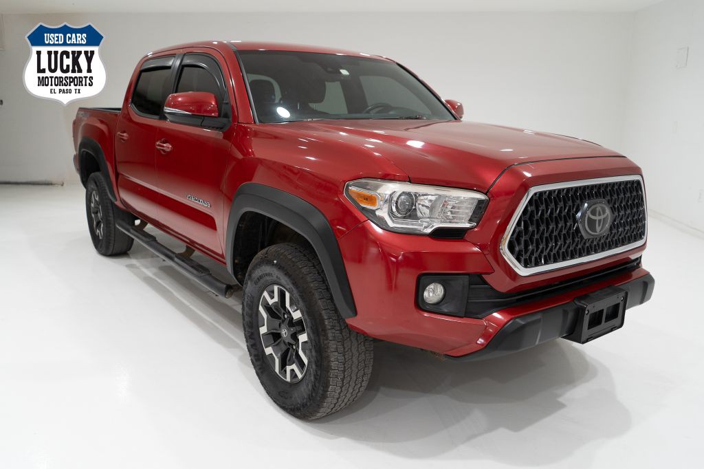 2018 Toyota Tacoma Image 2