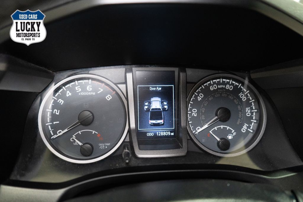 2018 Toyota Tacoma Image 26