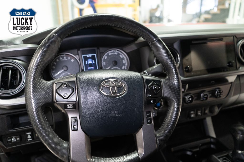 2018 Toyota Tacoma Image 27