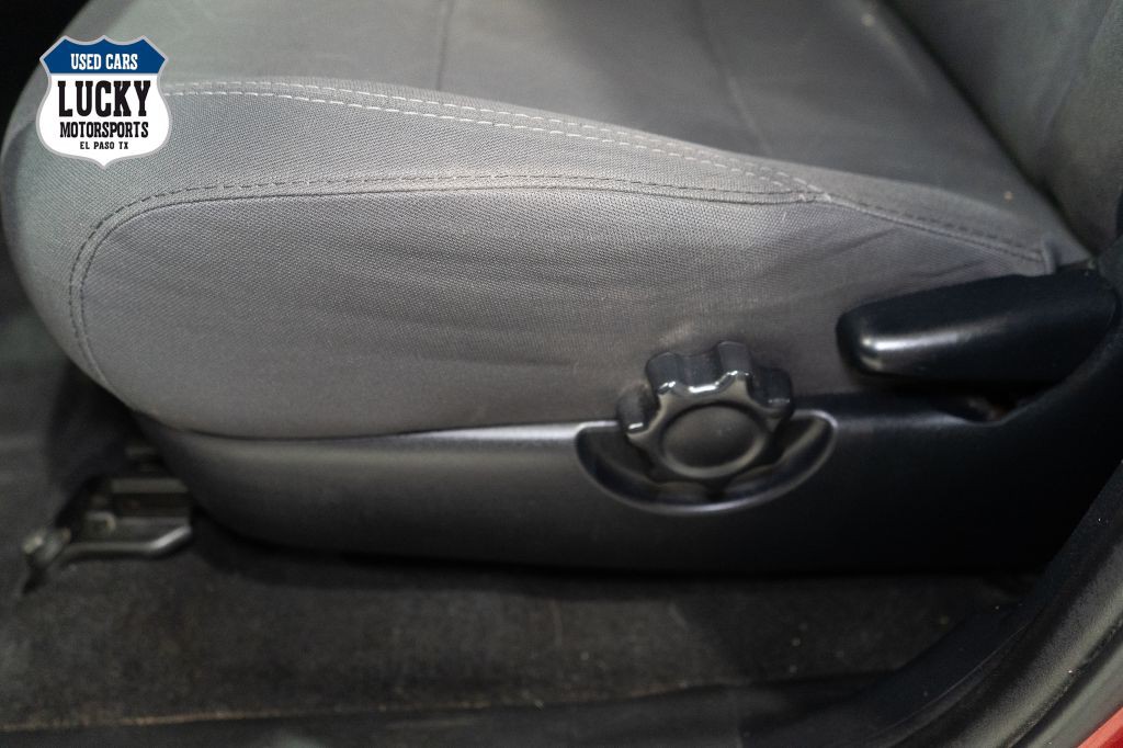 2018 Toyota Tacoma Image 29