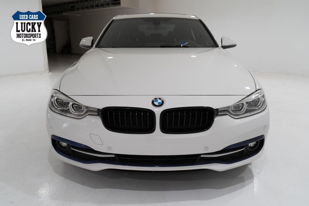 2017 BMW 3 Series Image 3