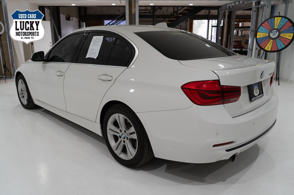2017 BMW 3 Series Image 6