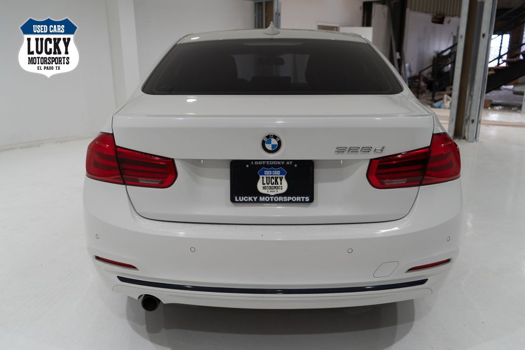 2017 BMW 3 Series Image 7