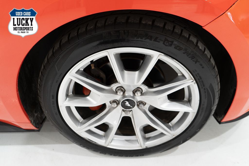 2015 Ford Mustang Image 38