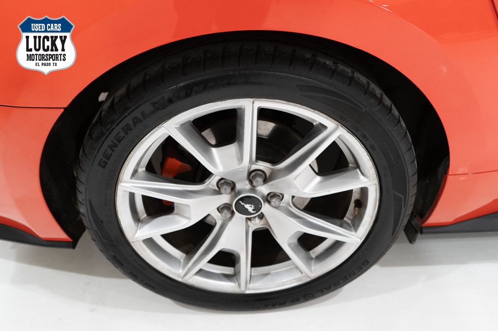 2015 Ford Mustang Image 39